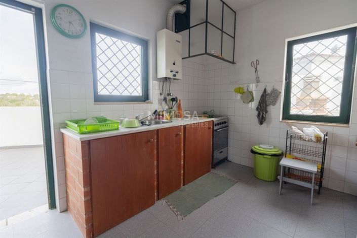 Image No.17-5 Bed House for sale