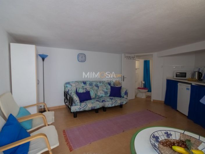 Image No.21-3 Bed House for sale