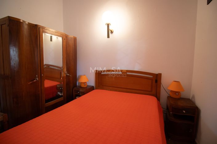 Image No.9-5 Bed House for sale