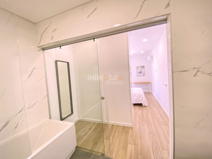 Image No.21-2 Bed Apartment for sale