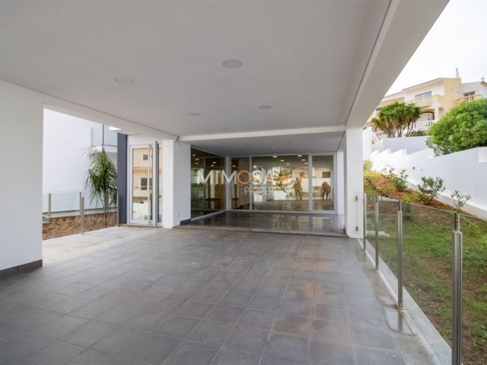 Image No.7-4 Bed House for sale