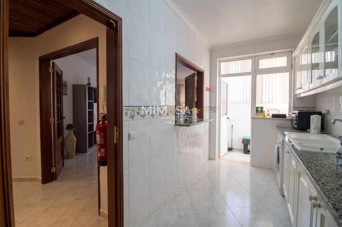 Image No.11-1 Bed Flat for sale