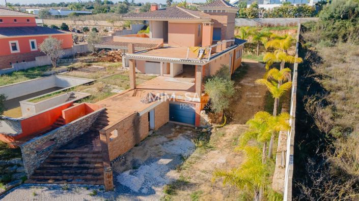 Image No.4-Maison de 4 chambres à vendre à Lagos