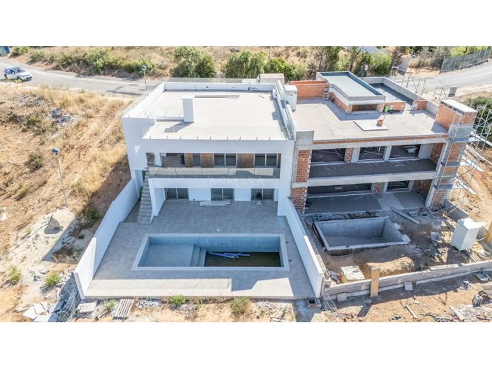 Image No.28-3 Bed House for sale