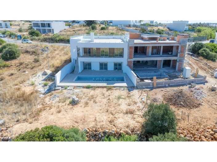 Image No.30-3 Bed House for sale