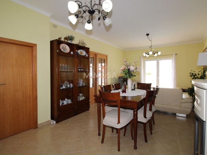 Image No.12-3 Bed House for sale