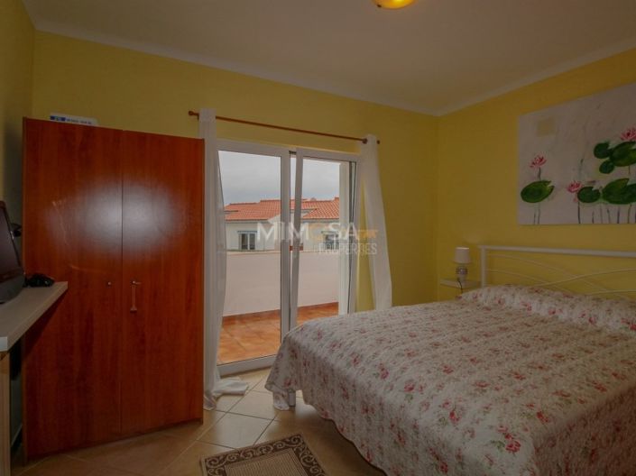 Image No.18-3 Bed House for sale