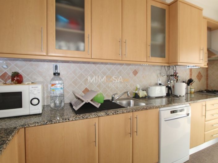 Image No.25-3 Bed House for sale