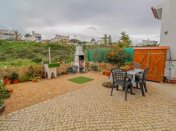 Image No.5-3 Bed House for sale