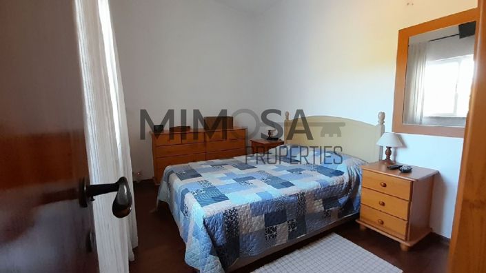 Image No.11-2 Bed Property for sale