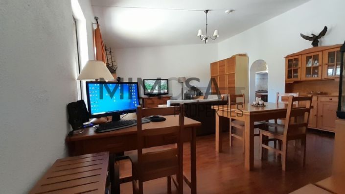 Image No.9-2 Bed Property for sale