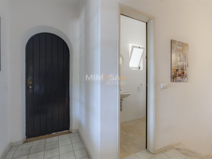 Image No.15-3 Bed House for sale