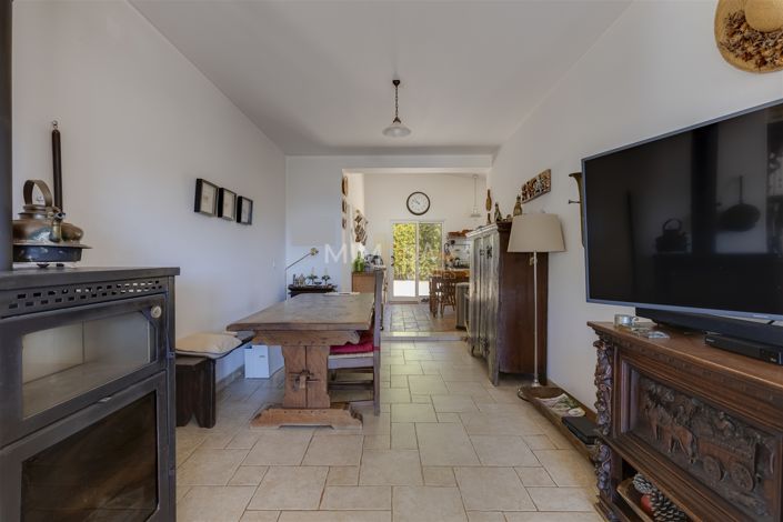 Image No.6-3 Bed House for sale