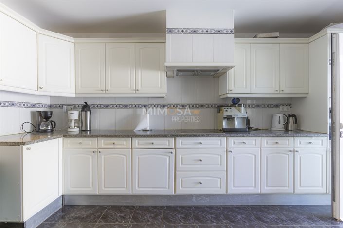 Image No.10-Maison de 7 chambres à vendre à Lagos