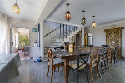 3ad742d9-a3ac-4f16-9dd9-68e750e464bc