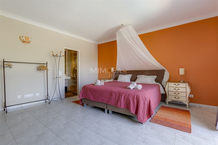 Image No.22-Maison de 7 chambres à vendre à Lagos