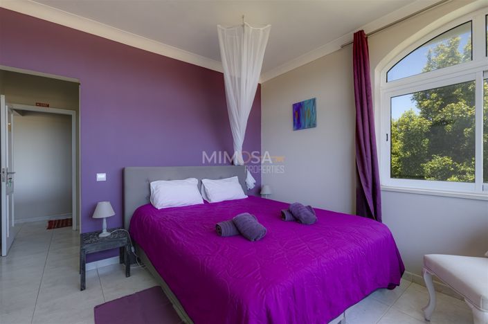 Image No.24-Maison de 7 chambres à vendre à Lagos