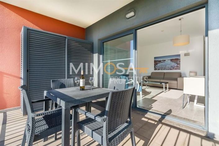 Image No.10-1 Bed Flat for sale