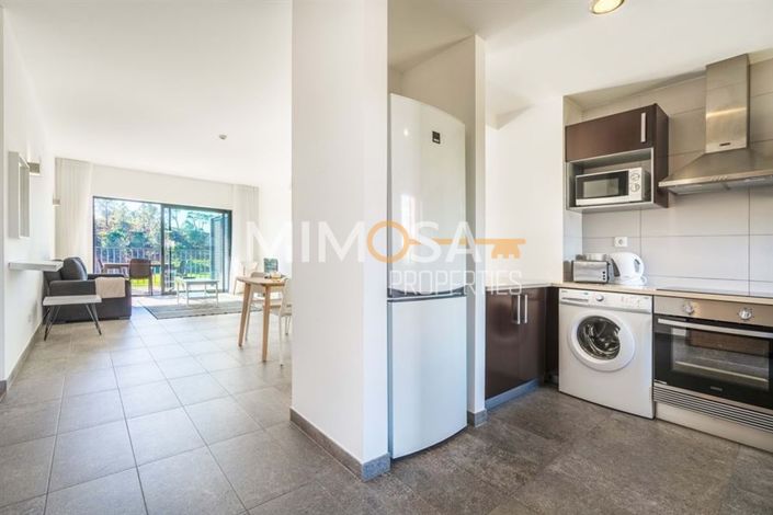 Image No.10-2 Bed Flat for sale