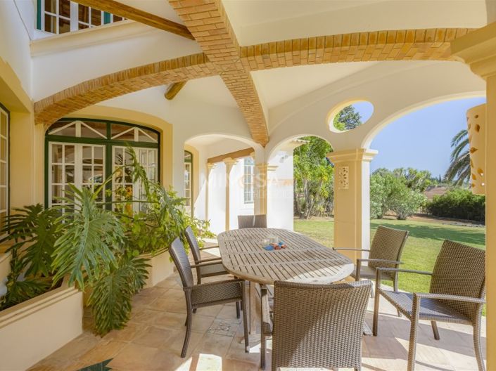Image No.40-5 Bed House for sale