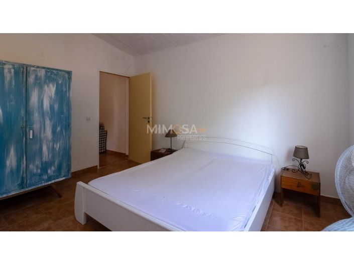 Image No.10-5 Bed House for sale
