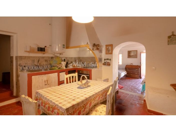 Image No.12-5 Bed House for sale
