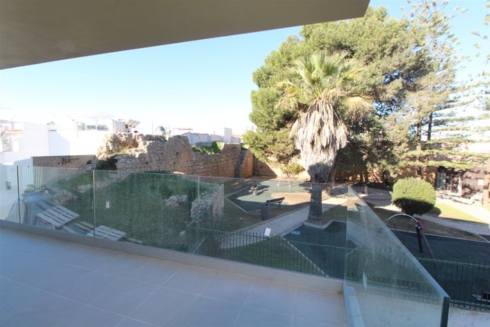 Image No.19-3 Bed Flat for sale