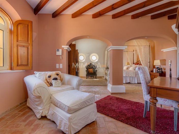 Image No.14-4 Bed House for sale