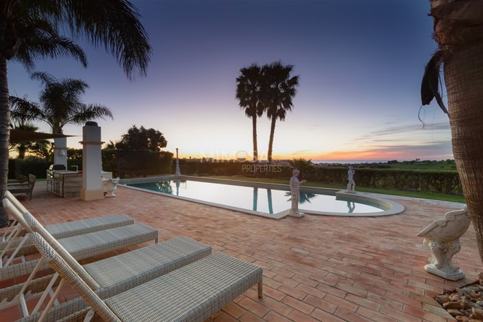 Image No.2-4 Bed House for sale