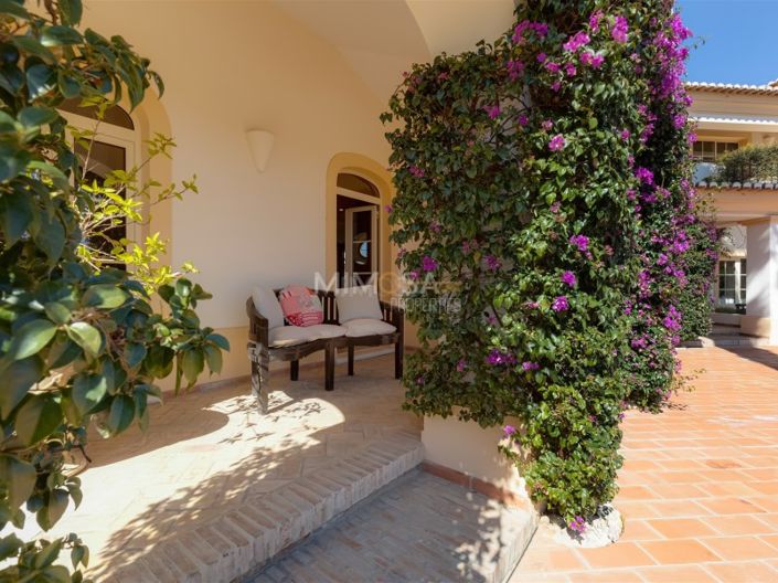 Image No.20-4 Bed House for sale