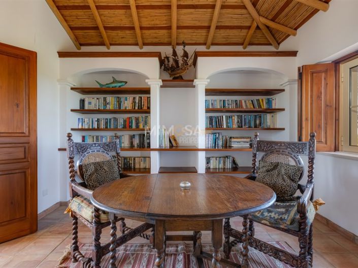 Image No.29-4 Bed House for sale