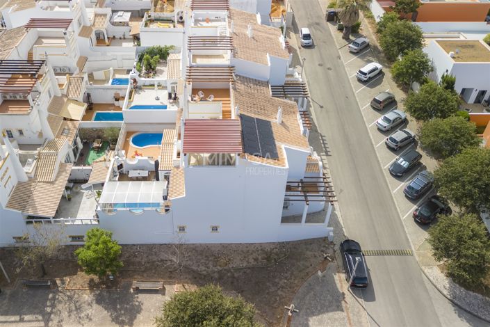 Image No.25-Propriété de 3 chambres à vendre à Lagos