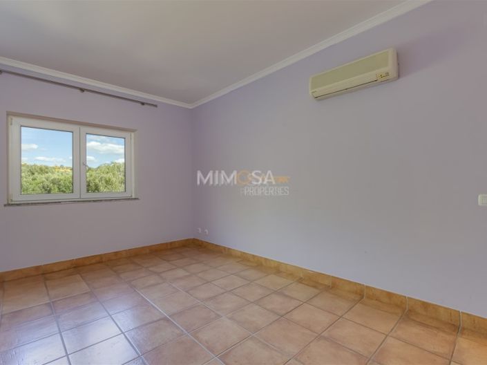 Image No.15-3 Bed Apartment for sale