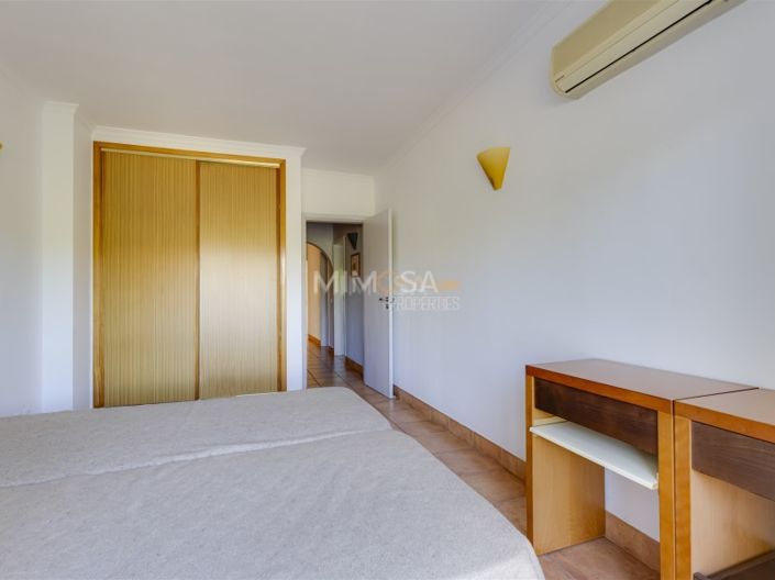 Image No.42-3 Bed Apartment for sale