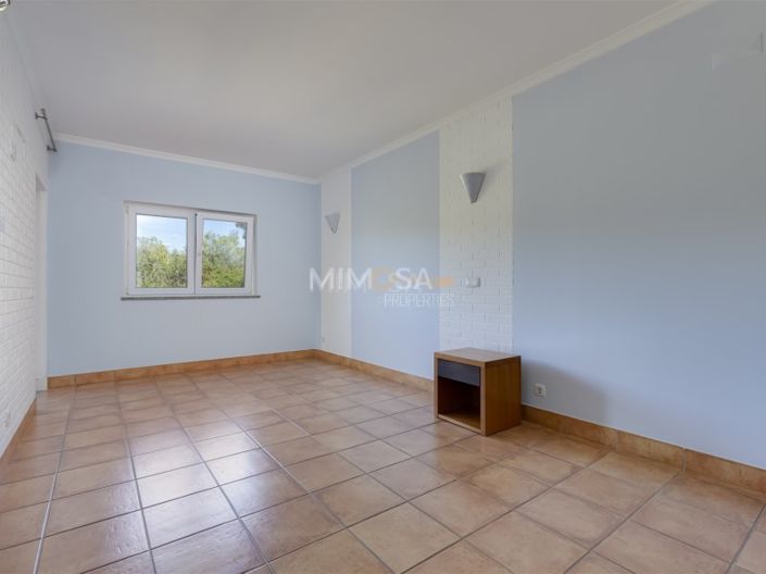 Image No.45-3 Bed Apartment for sale