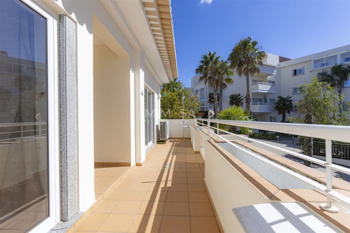 Image No.6-Appartement de 3 chambres à vendre à Lagos