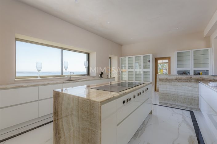 Image No.24-Maison de 8 chambres à vendre à Lagos