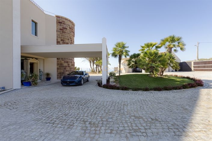 Image No.5-Maison de 8 chambres à vendre à Lagos