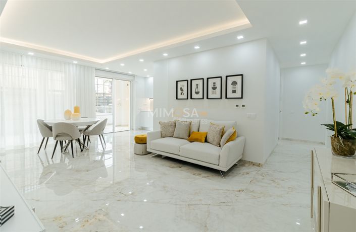 Image No.23-4 Bed Flat for sale