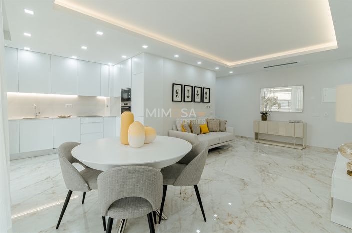 Image No.5-4 Bed Flat for sale