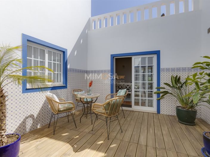Image No.25-5 Bed House for sale