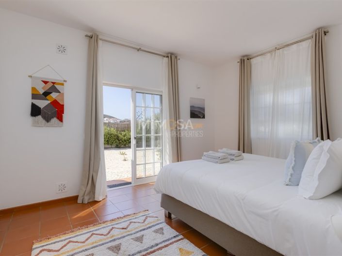 Image No.27-5 Bed House for sale