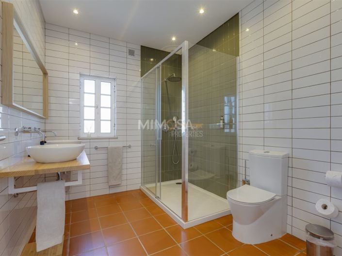 Image No.31-5 Bed House for sale