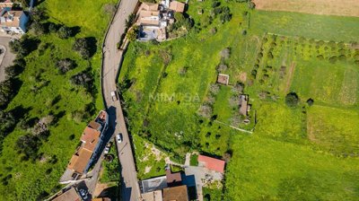 d93697d3-757b-484e-91e9-3c43d97a24dc