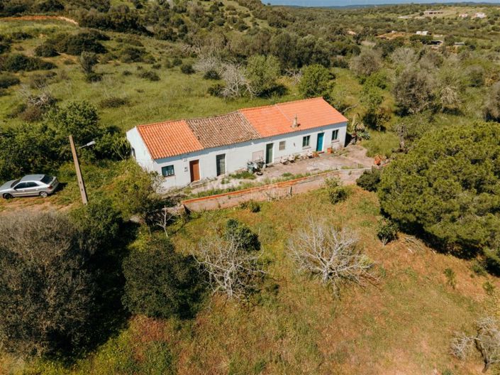 Image No.15-4 Bed Farmhouse for sale