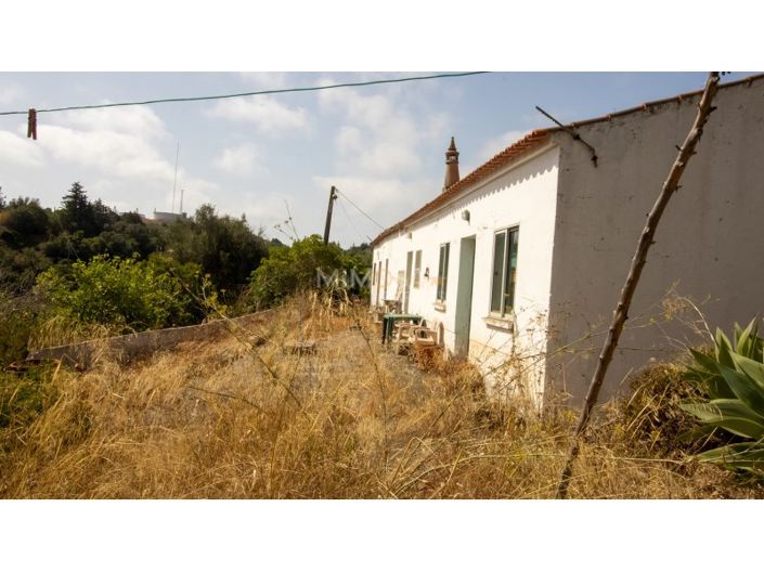 Image No.18-4 Bed Farmhouse for sale
