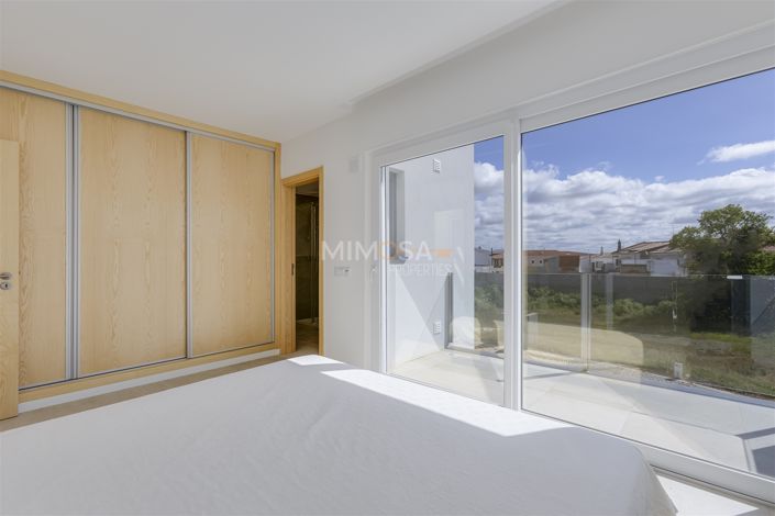 Image No.20-Propriété de 3 chambres à vendre à Lagos