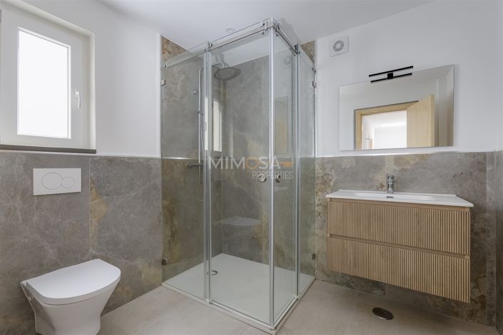 Image No.24-Propriété de 3 chambres à vendre à Lagos