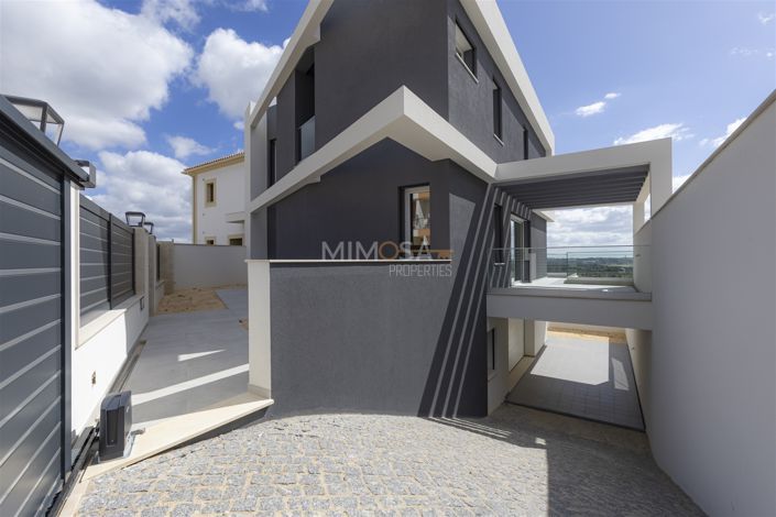 Image No.5-Maison de 4 chambres à vendre à Portimao