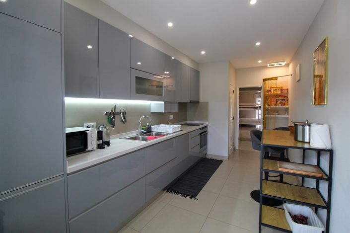 Image No.1-Appartement de 2 chambres à vendre à Lagos